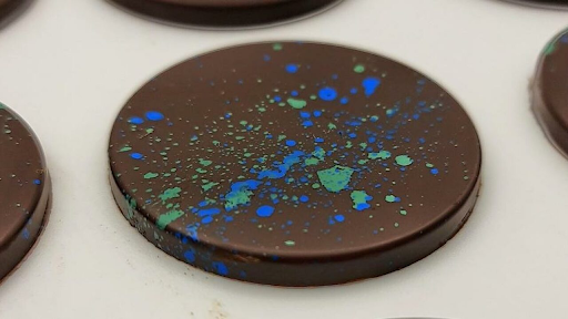 WNWN cocoa-free chocolate