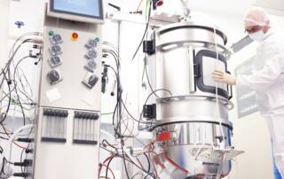 a bioreactor commonly used in biotech-enabled food manufacturing